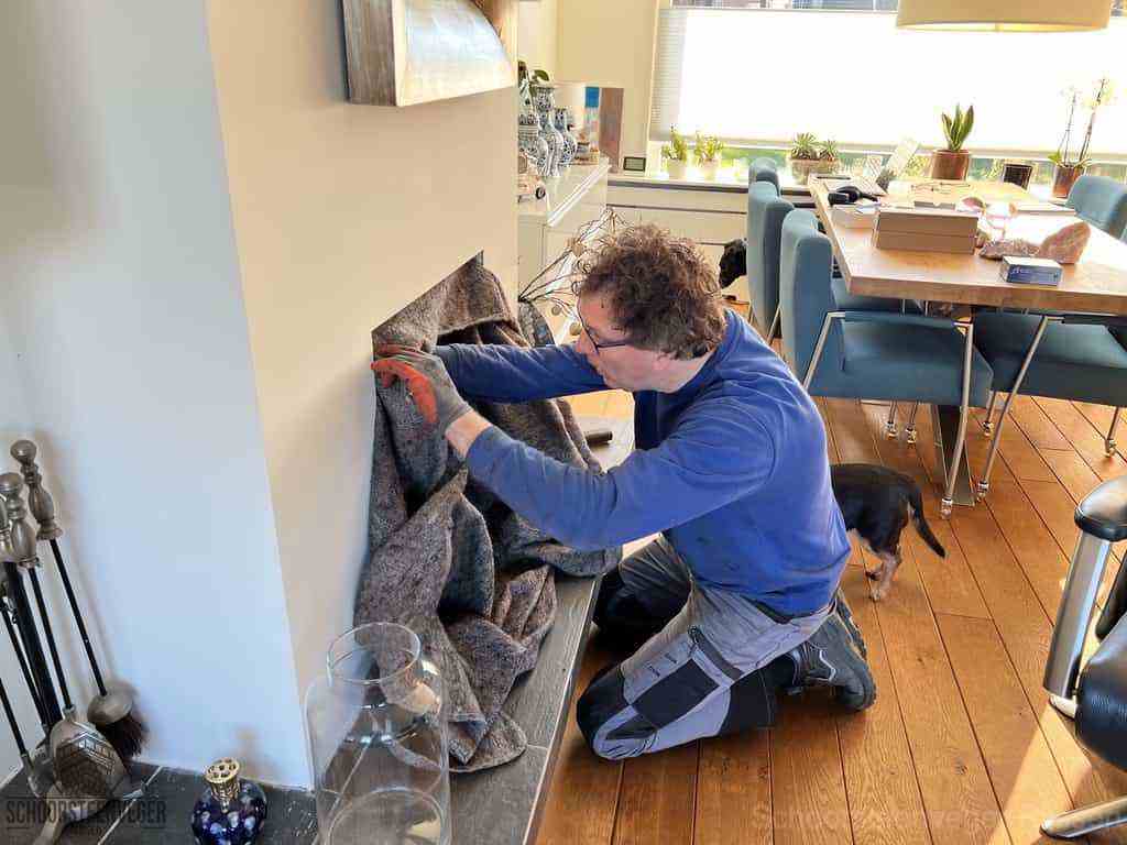 Schouwveger Rijssen kleed schoorsteenreiniger Schouwveger Rijssen kleed schoorsteenreiniger